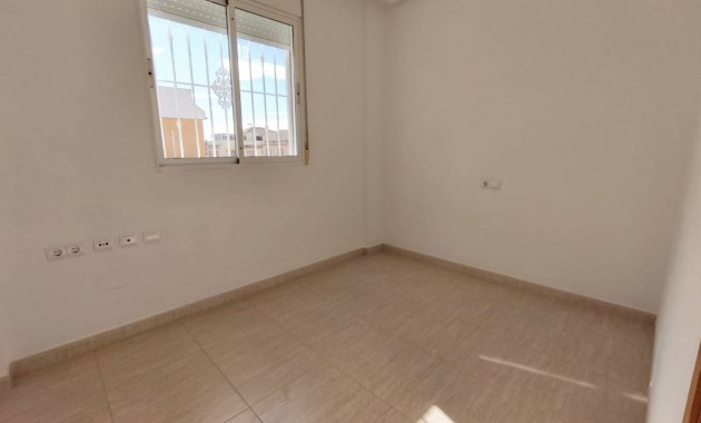 Venta - Villa -
Ciudad Quesada - Lo Marabu