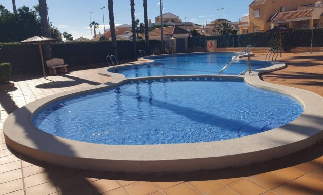 Venta - Villa -
Ciudad Quesada - Lo Marabu