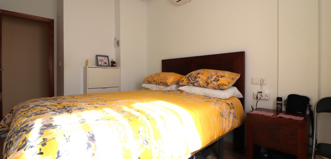 Herverkoop - Quad Villa -
Ciudad Quesada - Lo Marabu