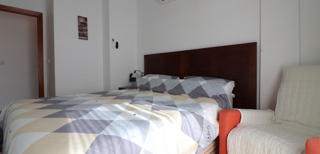 Herverkoop - Quad Villa -
Ciudad Quesada - Lo Marabu