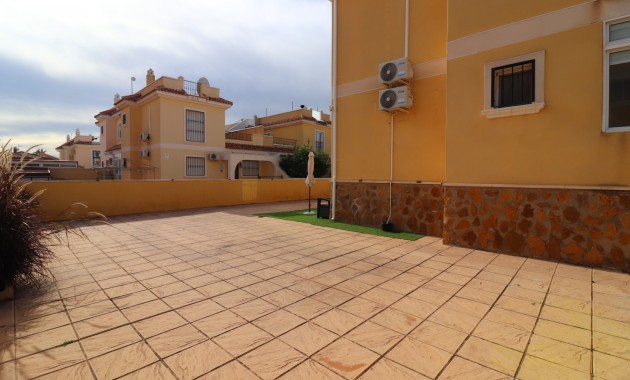 Herverkoop - Quad Villa -
Ciudad Quesada - Lo Marabu