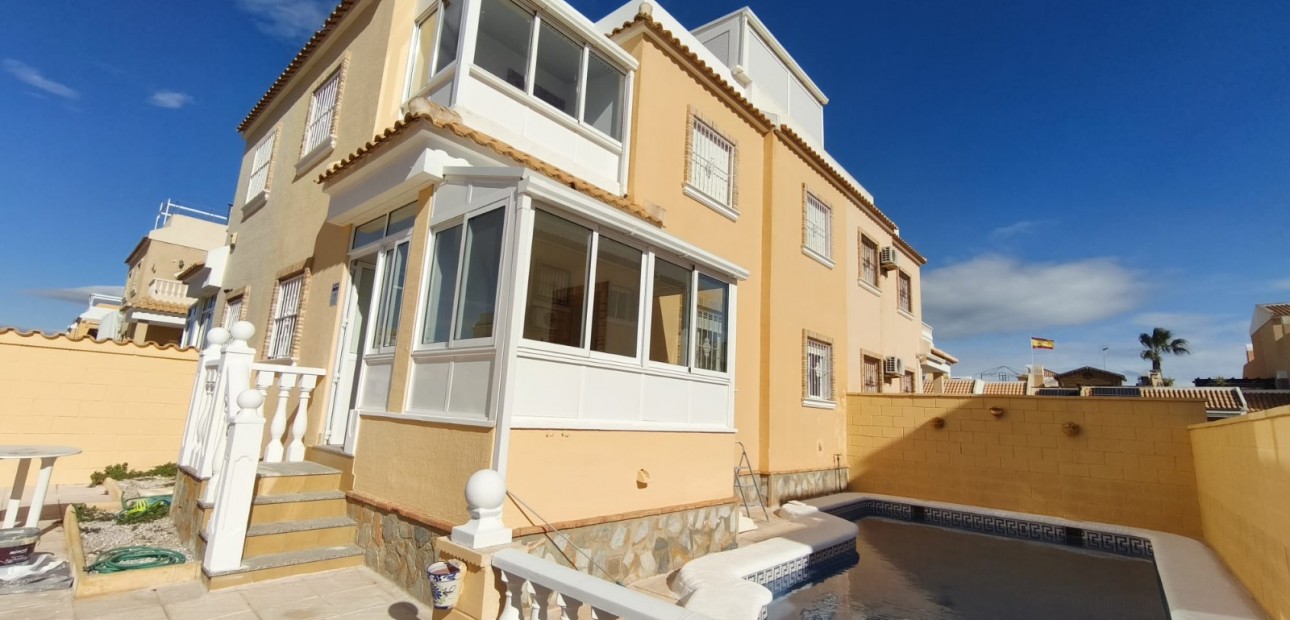 Venta - Quad Villa -
Ciudad Quesada - Doña Pepa