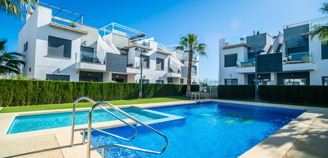 Herverkoop - Appartement / flat -
Pilar de la Horadada - La Torre de la Horadada