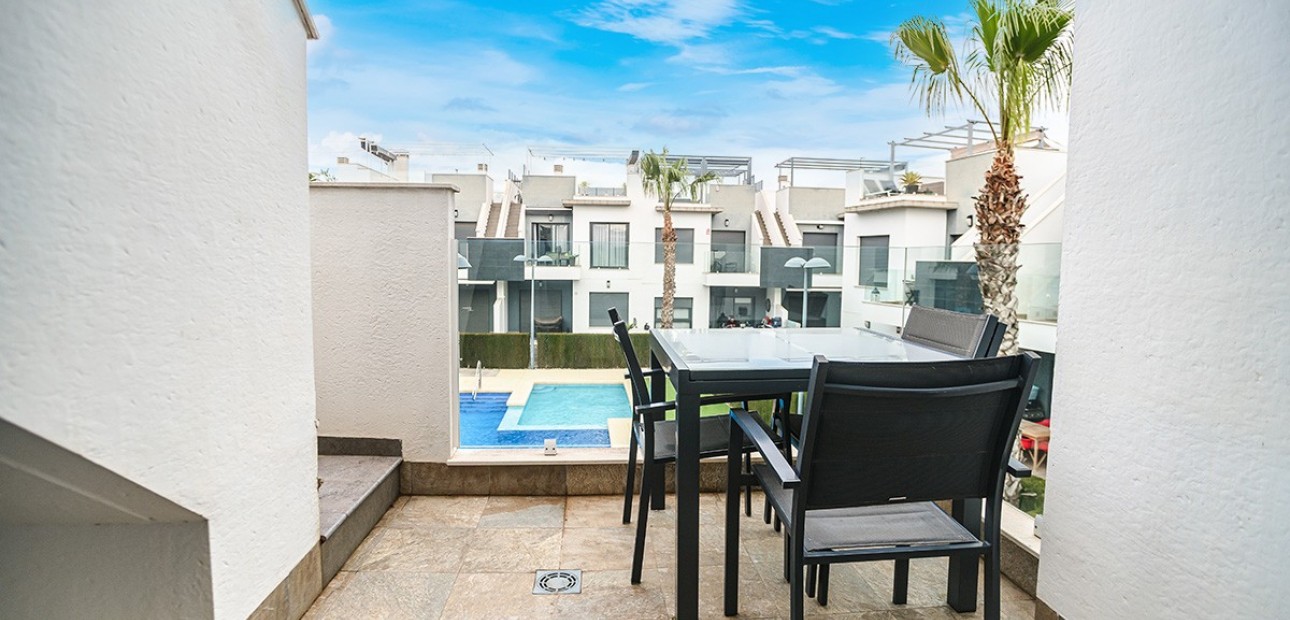 Herverkoop - Appartement / flat -
Pilar de la Horadada - La Torre de la Horadada