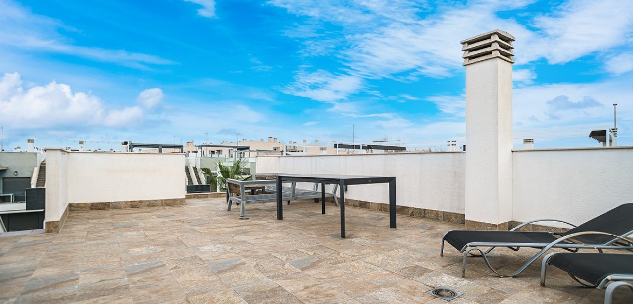 Herverkoop - Appartement / flat -
Pilar de la Horadada - La Torre de la Horadada