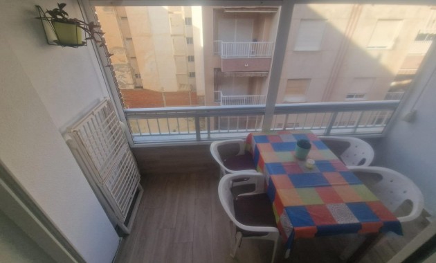 Venta - Apartamento / piso -
Torrevieja - Centro