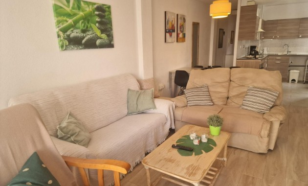 Venta - Apartamento / piso -
Torrevieja - Centro