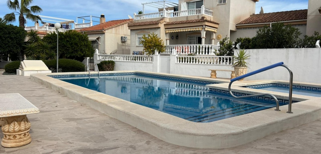 Venta - Detached Villa -
Algorfa - La Finca Golf Resort
