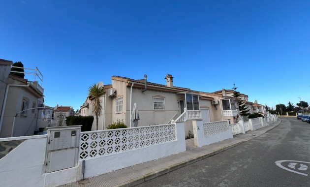 Venta - Detached Villa -
Algorfa - La Finca Golf Resort