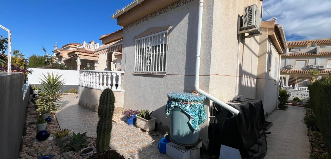 Venta - Detached Villa -
Algorfa - La Finca Golf Resort