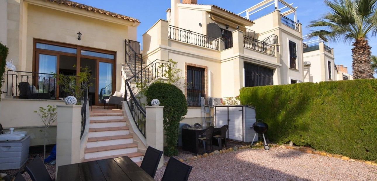 Sale - Townhouse -
Algorfa - La Finca Golf Resort