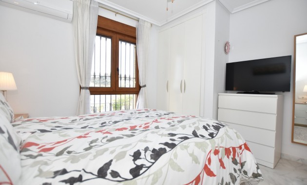 Sale - Townhouse -
Algorfa - La Finca Golf Resort