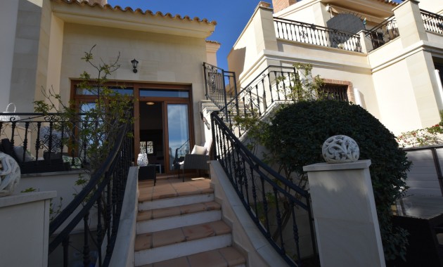 Sale - Townhouse -
Algorfa - La Finca Golf Resort