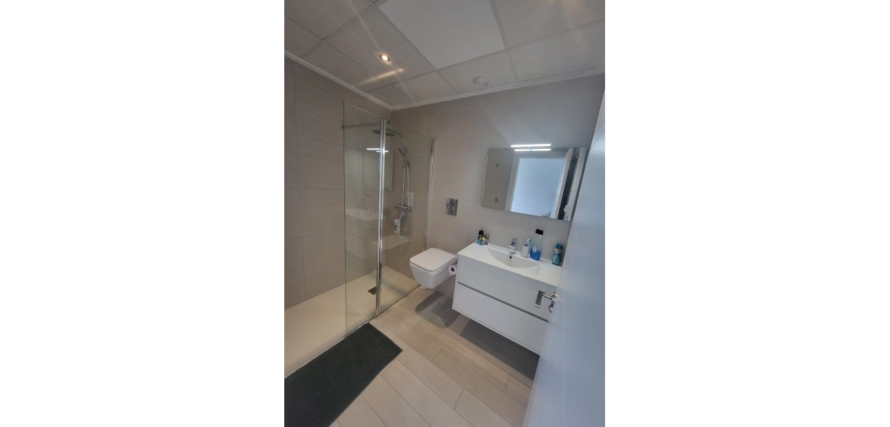 Herverkoop - Herenhuis -
Daya Vieja