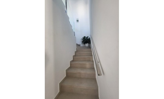 Herverkoop - Herenhuis -
Daya Vieja