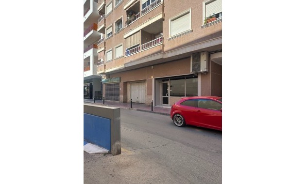 Venta - Business premises -
Torrevieja