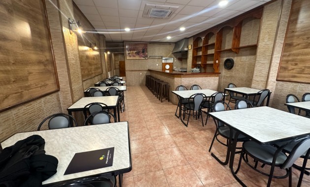 Venta - Business premises -
Torrevieja