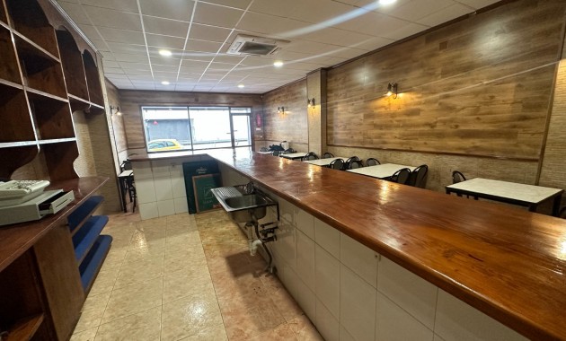 Venta - Business premises -
Torrevieja