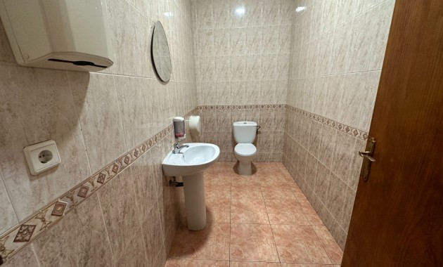 Venta - Business premises -
Torrevieja