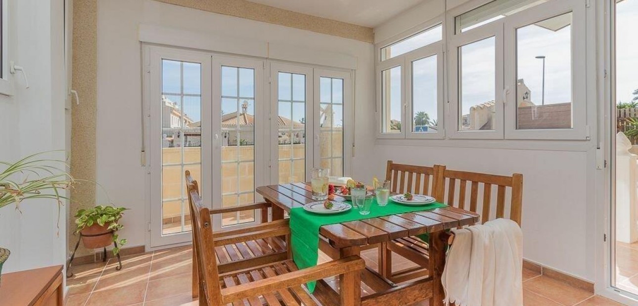 Venta - Terraced house -
Orihuela Costa - Playa Flamenca