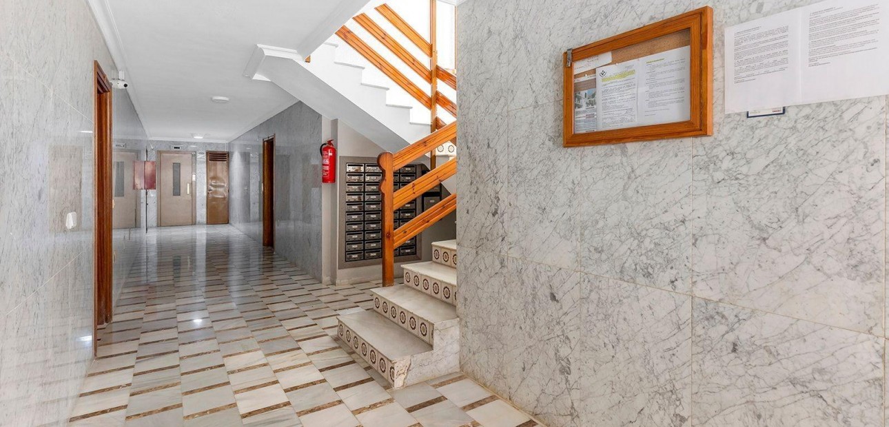 Venta - Apartamento / piso -
Torrevieja - Acequion