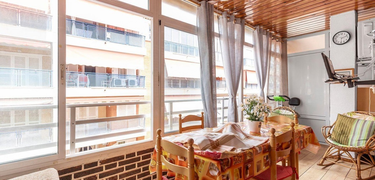 Venta - Apartamento / piso -
Torrevieja - Acequion