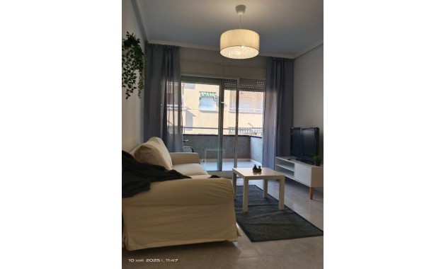 Venta - Apartamento / piso -
Torrevieja - Centro