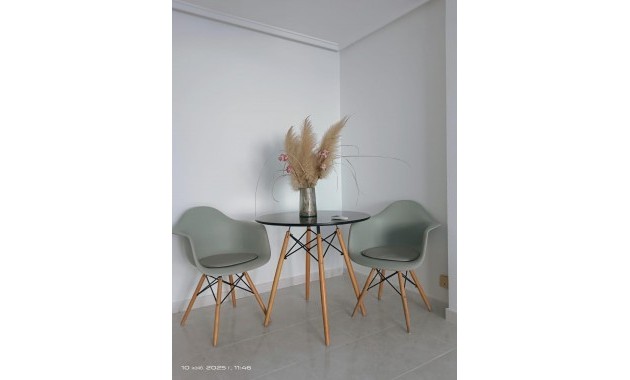 Venta - Apartamento / piso -
Torrevieja - Centro