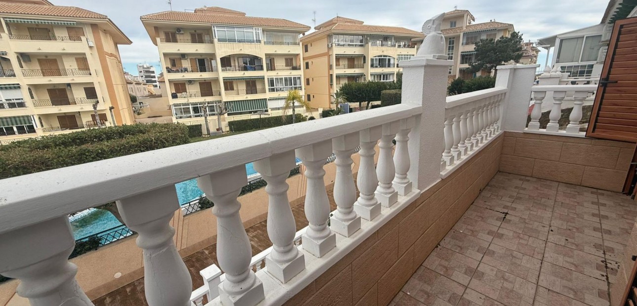 Venta - Villa -
Torrevieja - Acequion