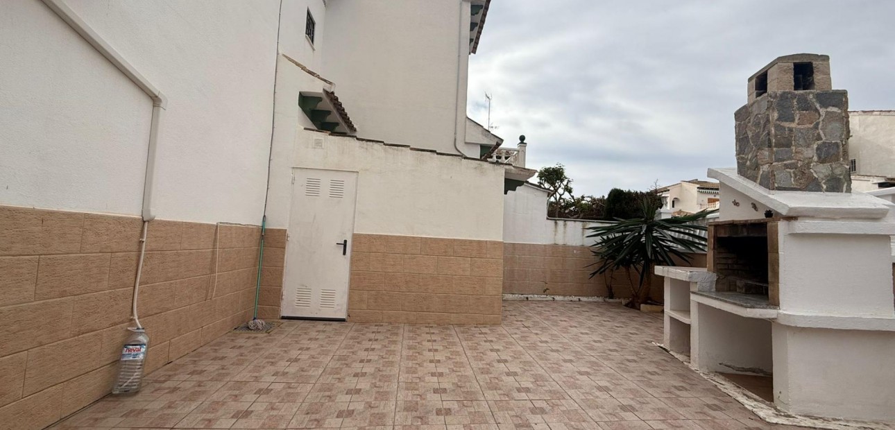 Venta - Villa -
Torrevieja - Acequion