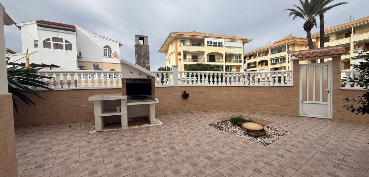 Venta - Villa -
Torrevieja - Acequion