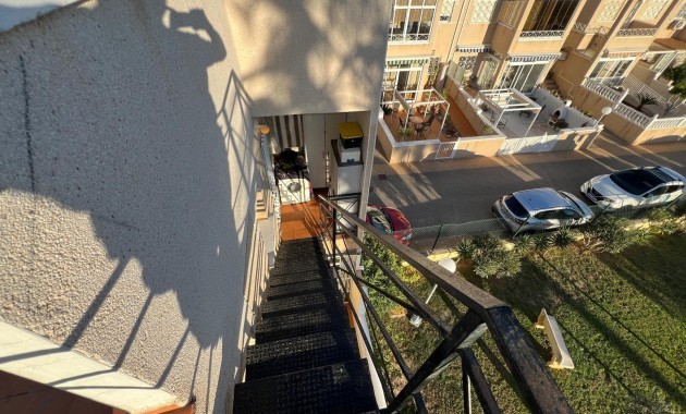 Venta - Villa -
Orihuela Costa - Los Almendros-La Florida