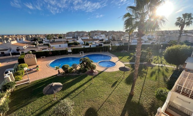 Venta - Villa -
Orihuela Costa - Los Almendros-La Florida