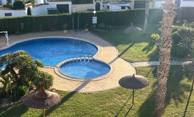 Venta - Villa -
Orihuela Costa - Los Almendros-La Florida