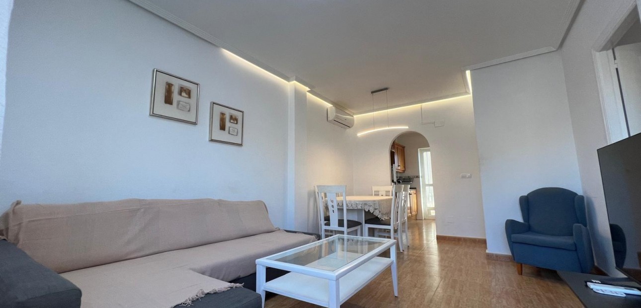 Venta - Villa -
Orihuela Costa - Los Almendros-La Florida