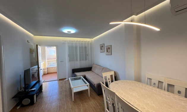 Venta - Villa -
Orihuela Costa - Los Almendros-La Florida