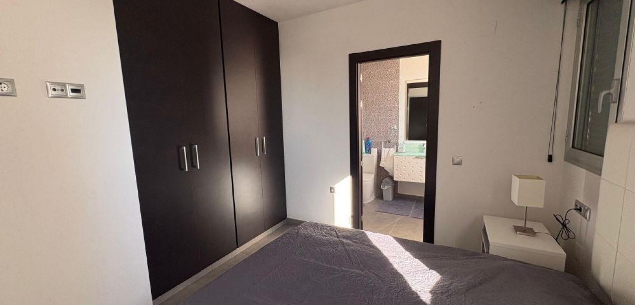 Venta - Apartamento / piso -
Torrevieja - Acequion