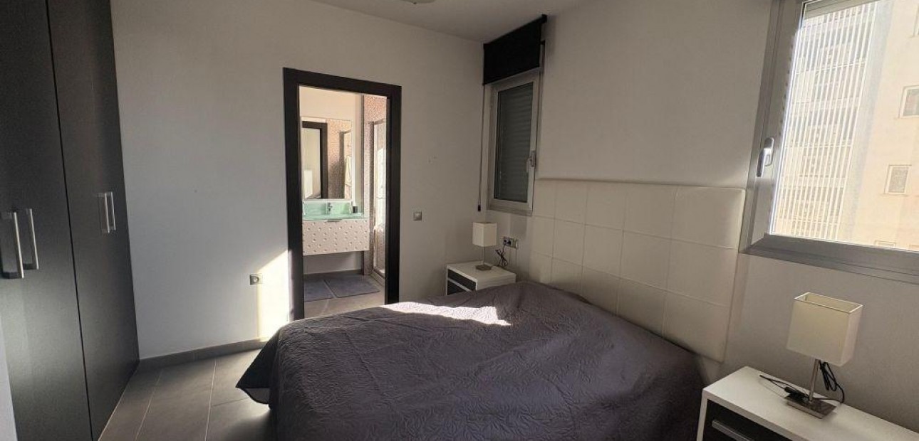 Venta - Apartamento / piso -
Torrevieja - Acequion