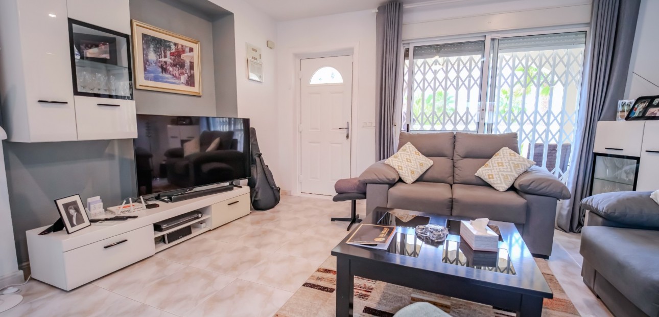 Venta - Semi Detached Villa -
Benijofar - Benimar