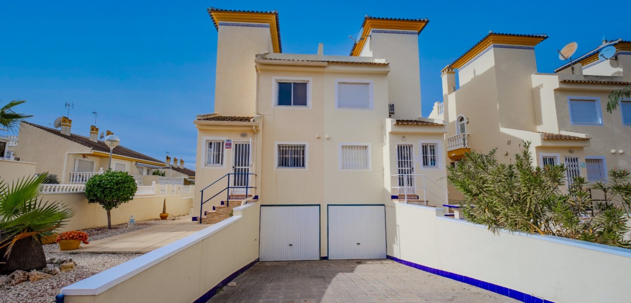 Venta - Semi Detached Villa -
Benijofar - Benimar