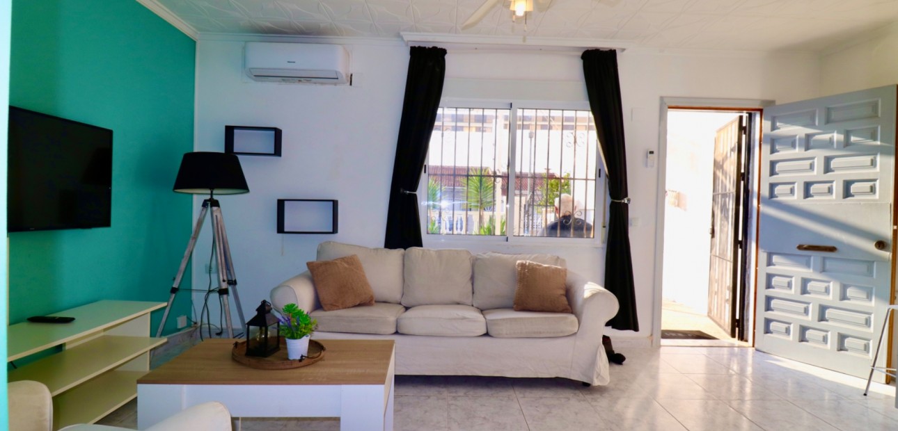 Venta - Adosado -
Torrevieja - Torreta