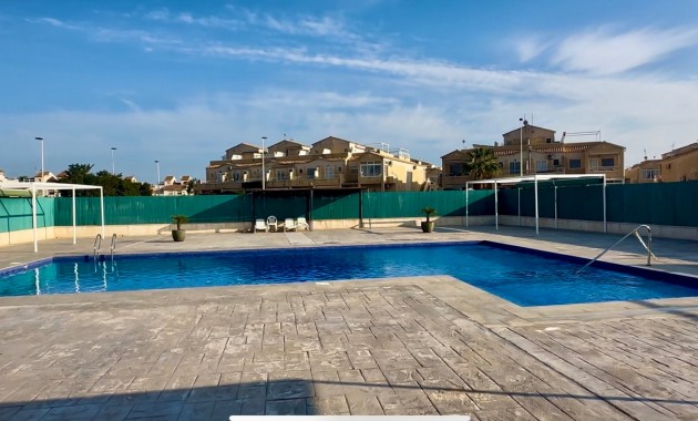 Venta - Adosado -
Torrevieja - Torreta