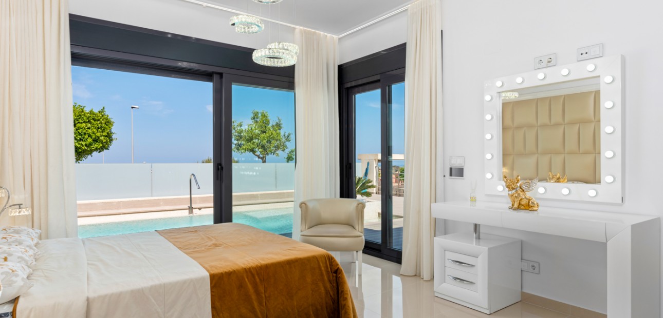 Venta - Detached Villa -
San Miguel - San Miguel Salinas