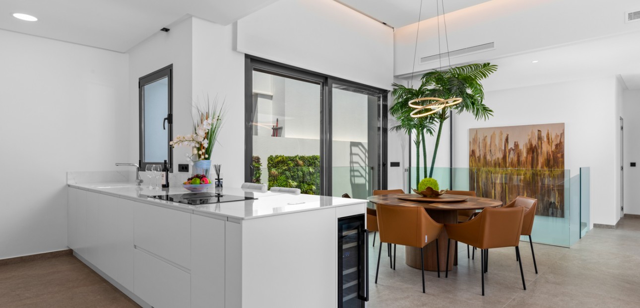 Sale - Detached Villa -
El Campello - El Amerador