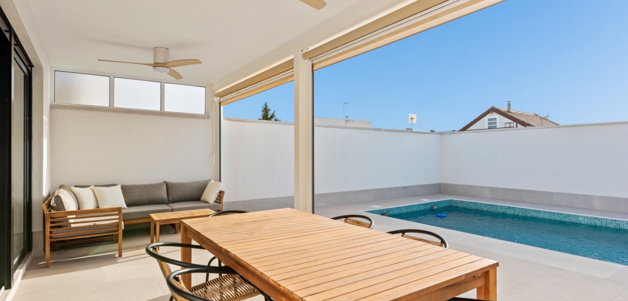 Venta - Detached Villa -
Torrevieja - El Chaparral