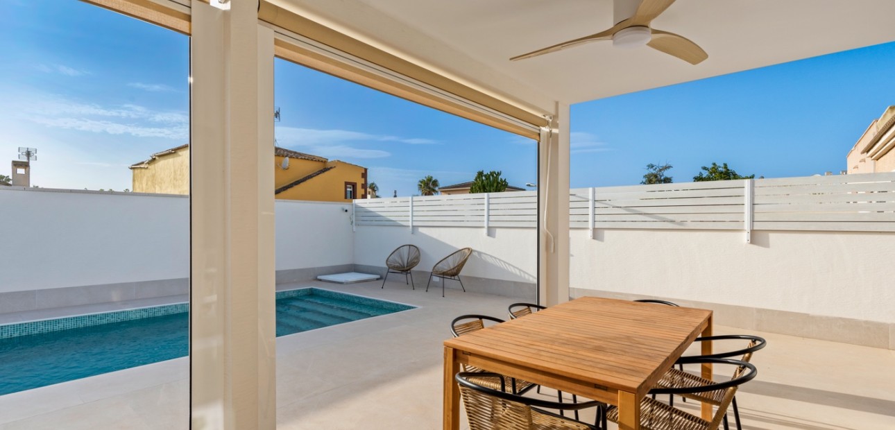 Venta - Detached Villa -
Torrevieja - El Chaparral