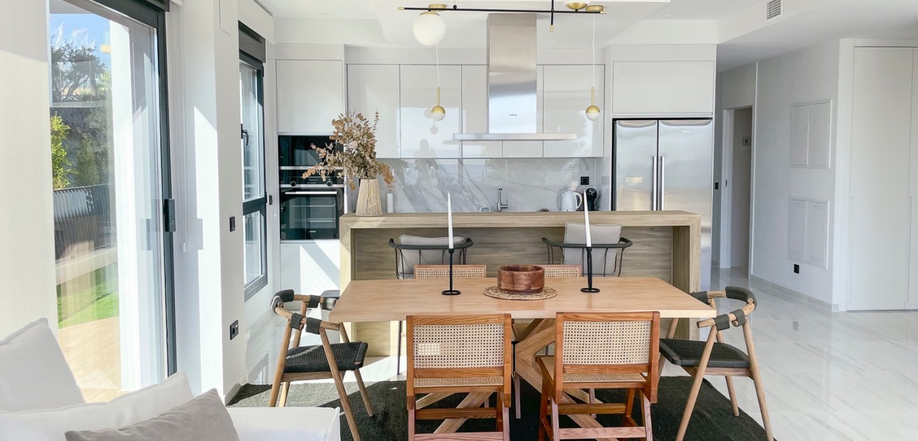 Sale - Apartment / flat -
Villajoyosa - Playas Del Torres