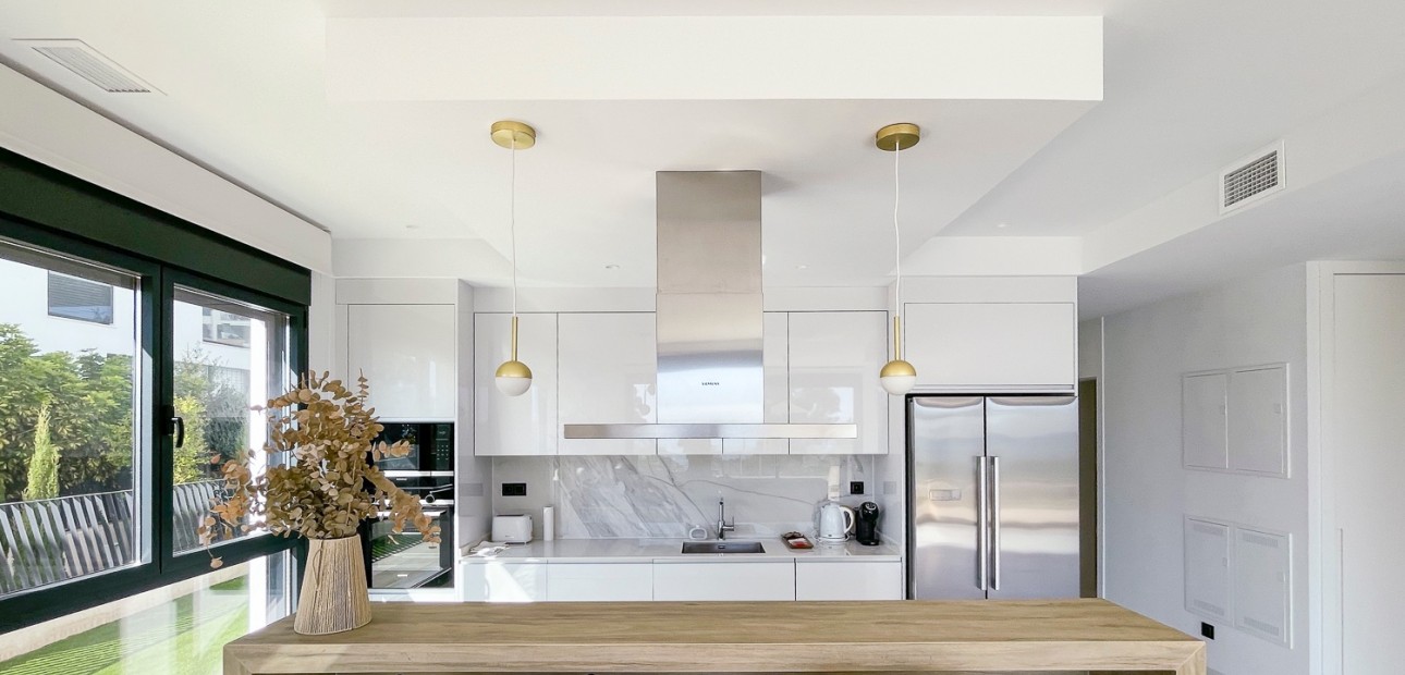 Sale - Apartment / flat -
Villajoyosa - Playas Del Torres