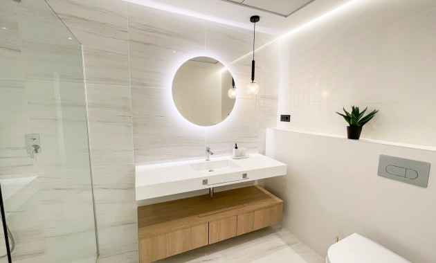 Sale - Apartment / flat -
Villajoyosa - Playas Del Torres