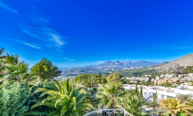 Sale - Detached Villa -
Altea - Sierra de Altea